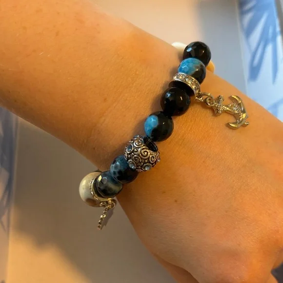 Handmade Ocean Themed Beaded Charm Bracelet - Picture 2 of 3